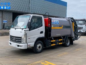 凱馬壓縮垃圾車(chē) 4.5m3